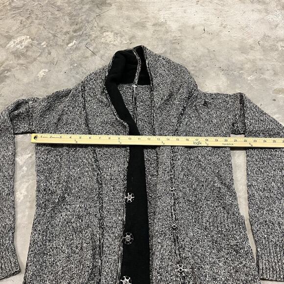 Lululemon Size S 4 Cardigan Cotton Tweed Black Post Practice 6702 GUC Snap - Picture 3 of 6